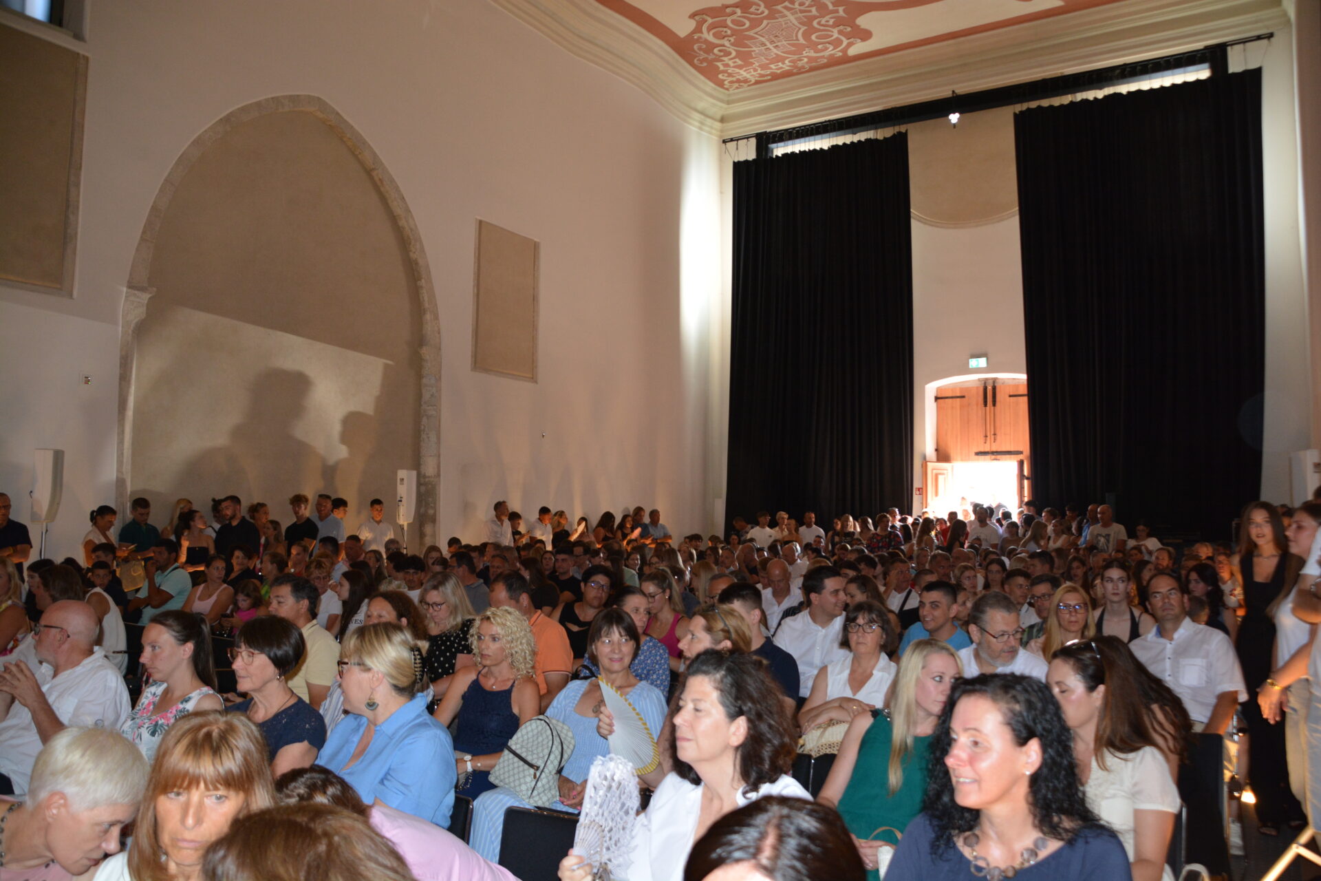 Naše maturantke in maturanti